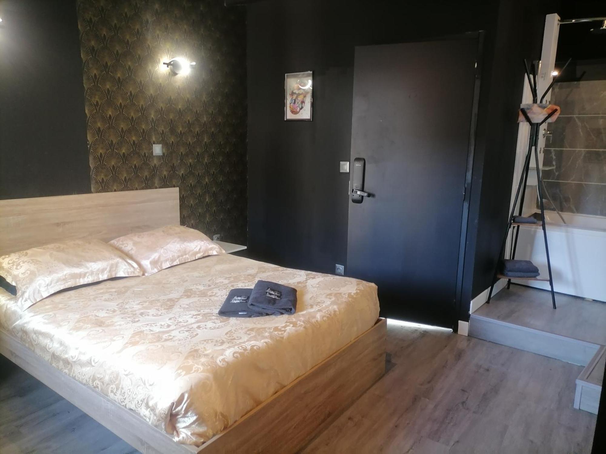 Studio Baignoire Centre Ville Нарбонна Экстерьер фото