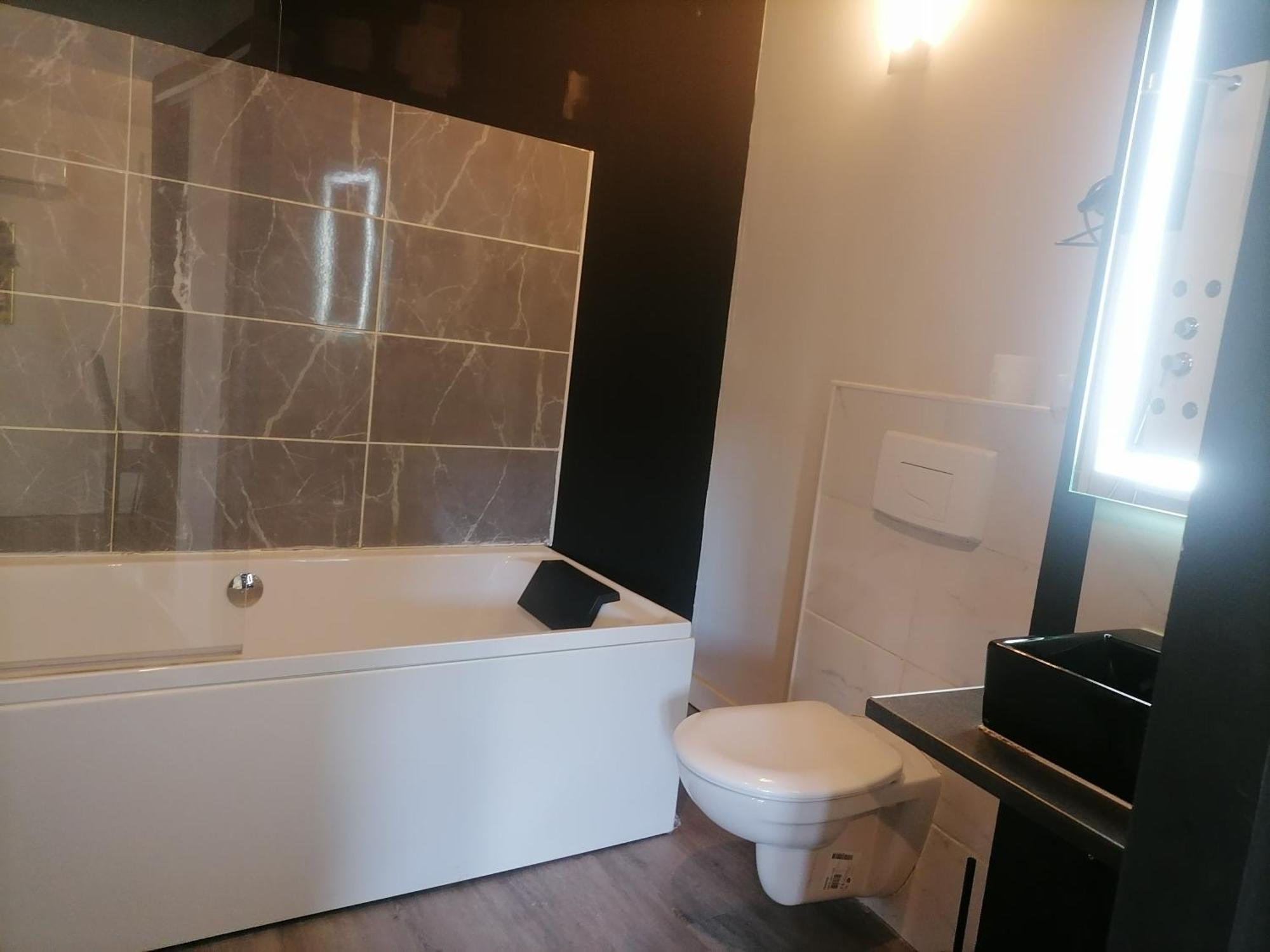 Studio Baignoire Centre Ville Нарбонна Экстерьер фото